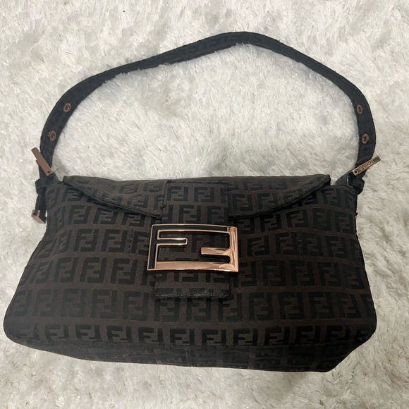 Vintage Fendi Baguette bag - Picture 1 of 4